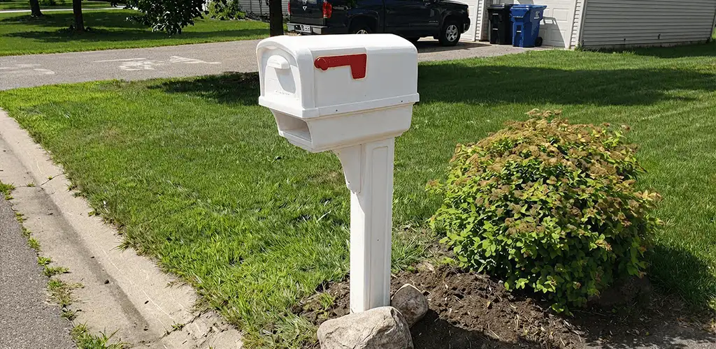 Mailbox installation for a residential curbside mailbox in Cincinnati, OH